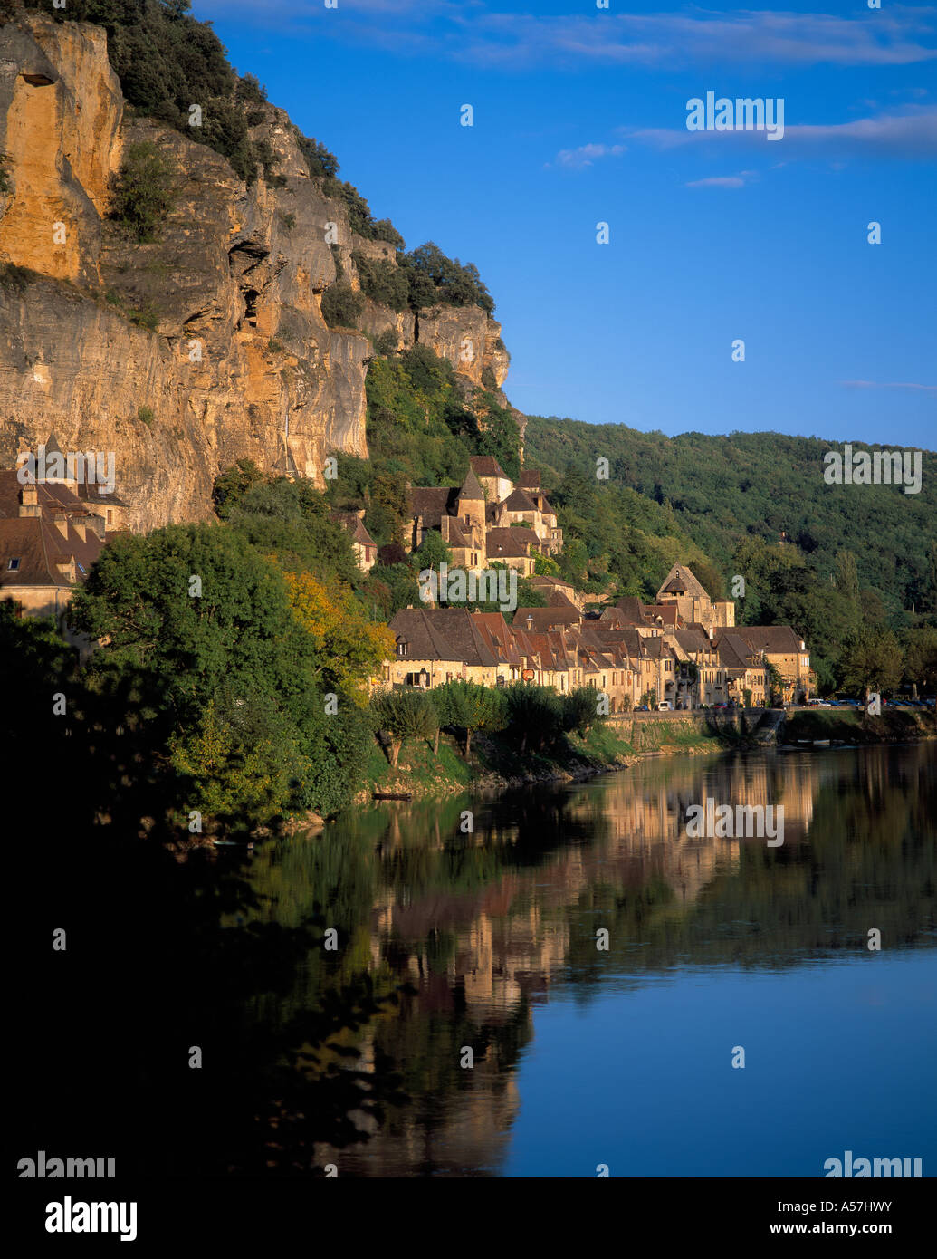 La Roque Gageac And Dordogne River France Stock Photo Alamy