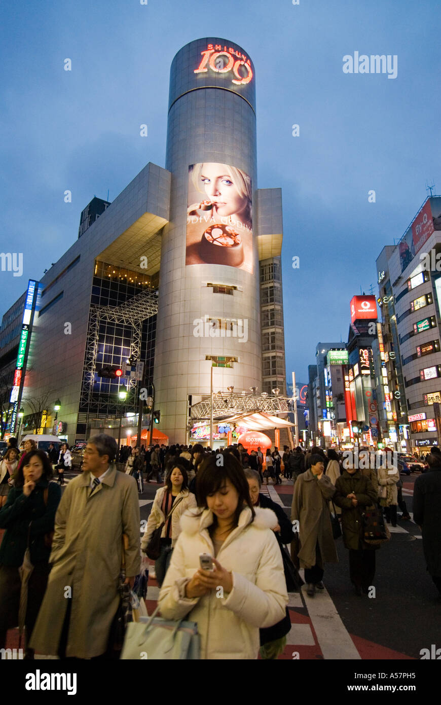 Shibuya Time Lapse - Tokyo - YouTube