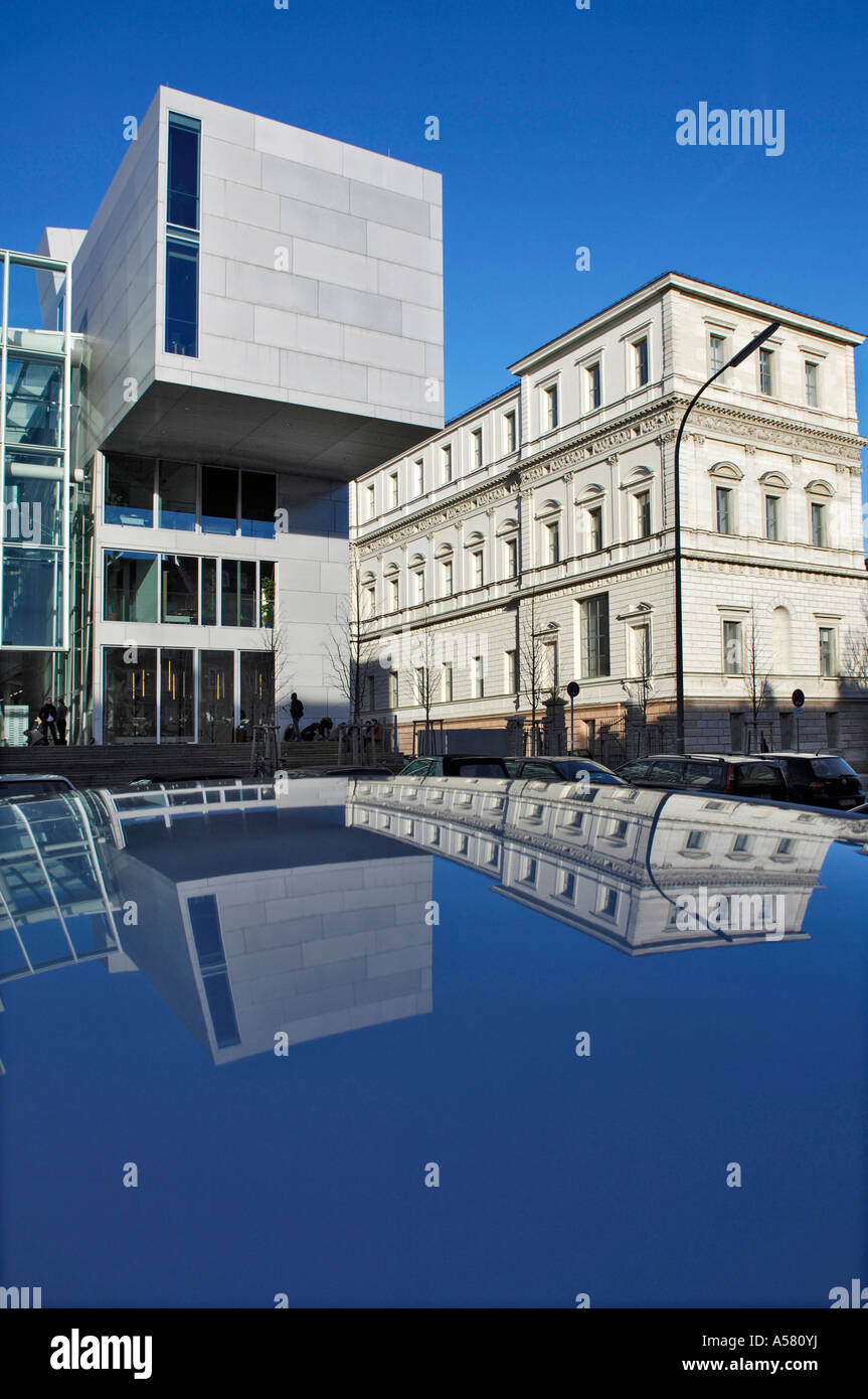 Academy of Fine Arts, new building by Coop Himmelb(l)au, Munich