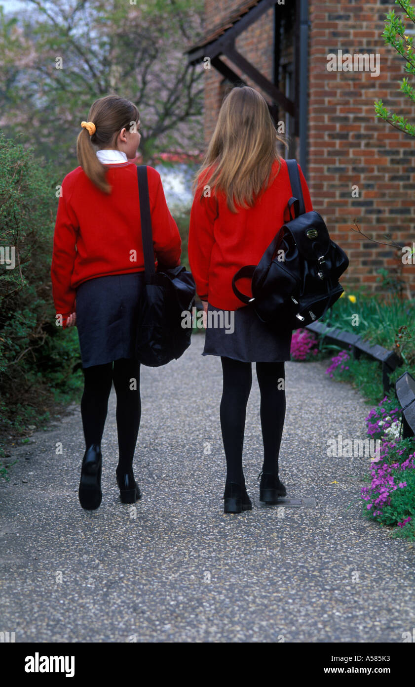 children walking to school Stock Photo - Alamy