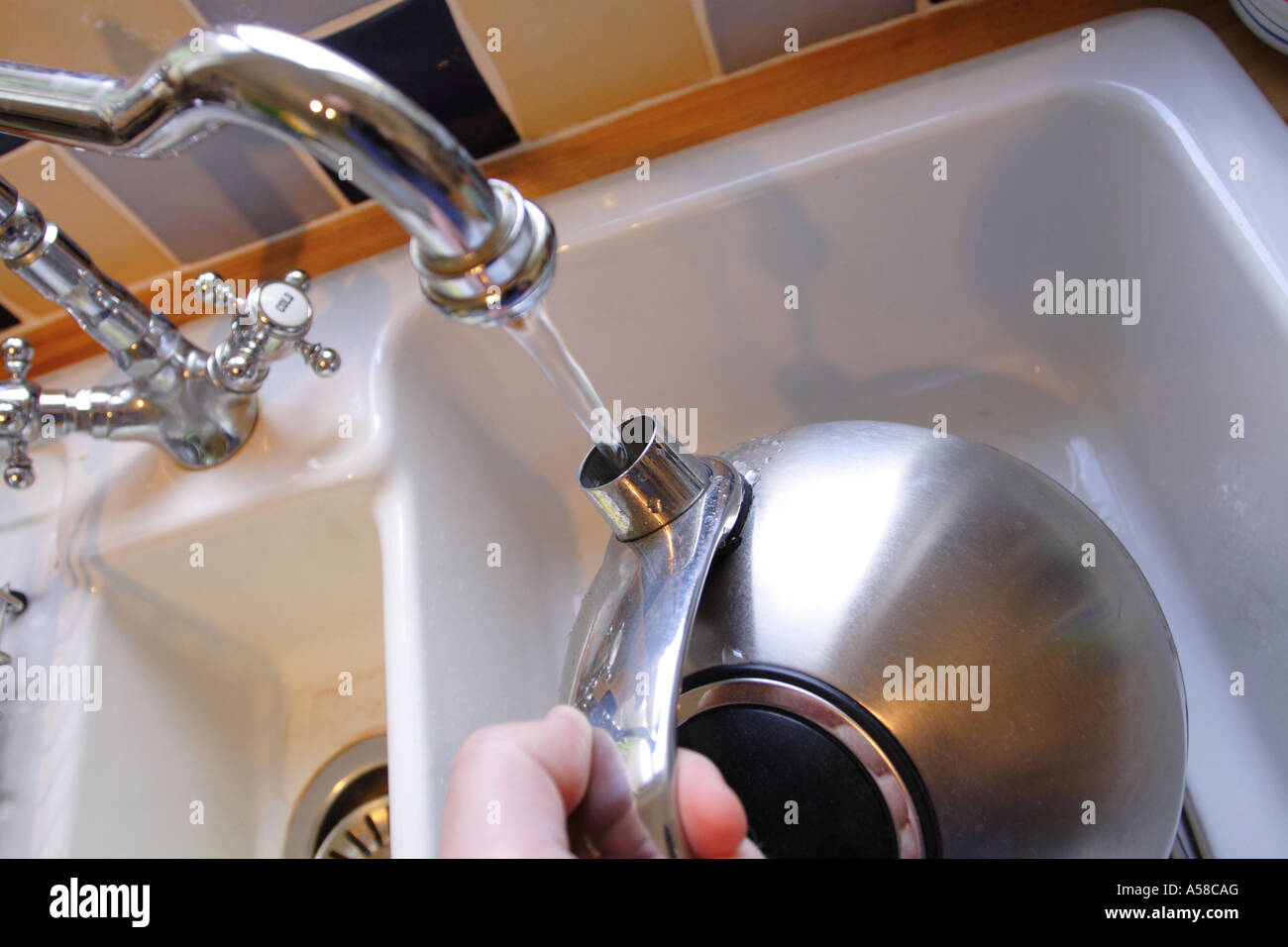 Filling kettle with water hires stock photography and images Alamy