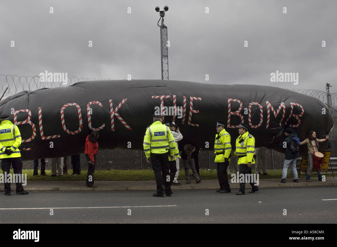 Protesters and police at Faslane Naval base Stock Photo