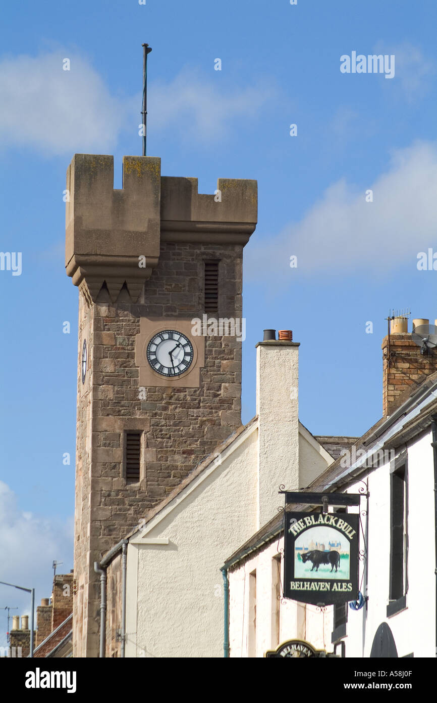 dh AYTON BORDERS Scottish Town clock tower Square towered village