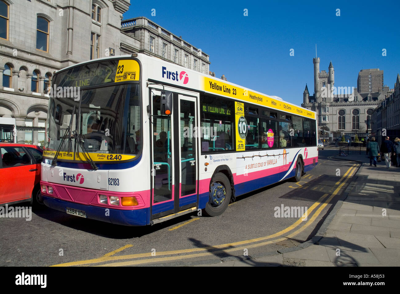 dh  UNION STREET ABERDEEN Scottish Public transport First bus uk city Stock Photo