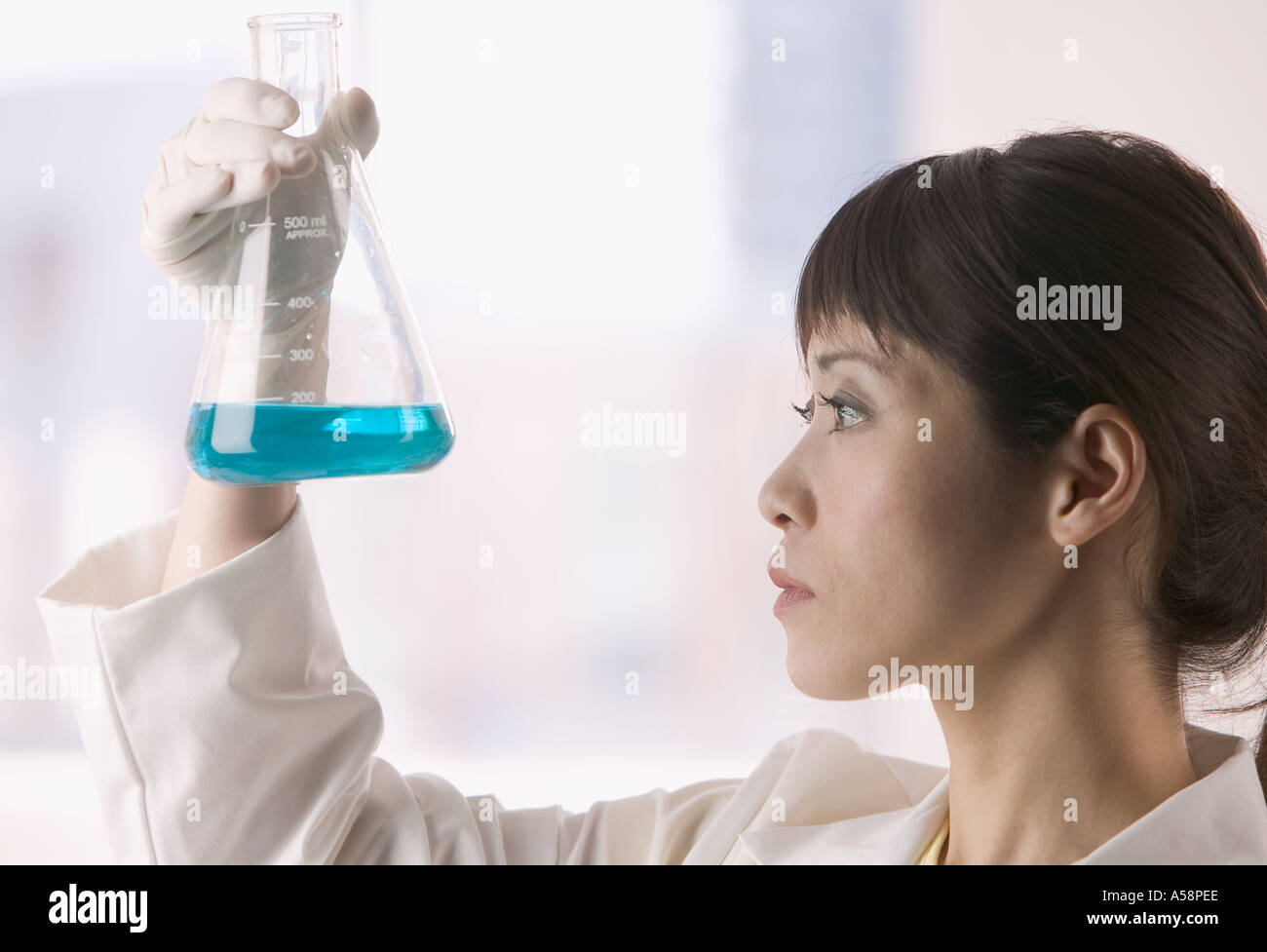 Asian and woman in medical lab hi-res stock photography and images - Alamy