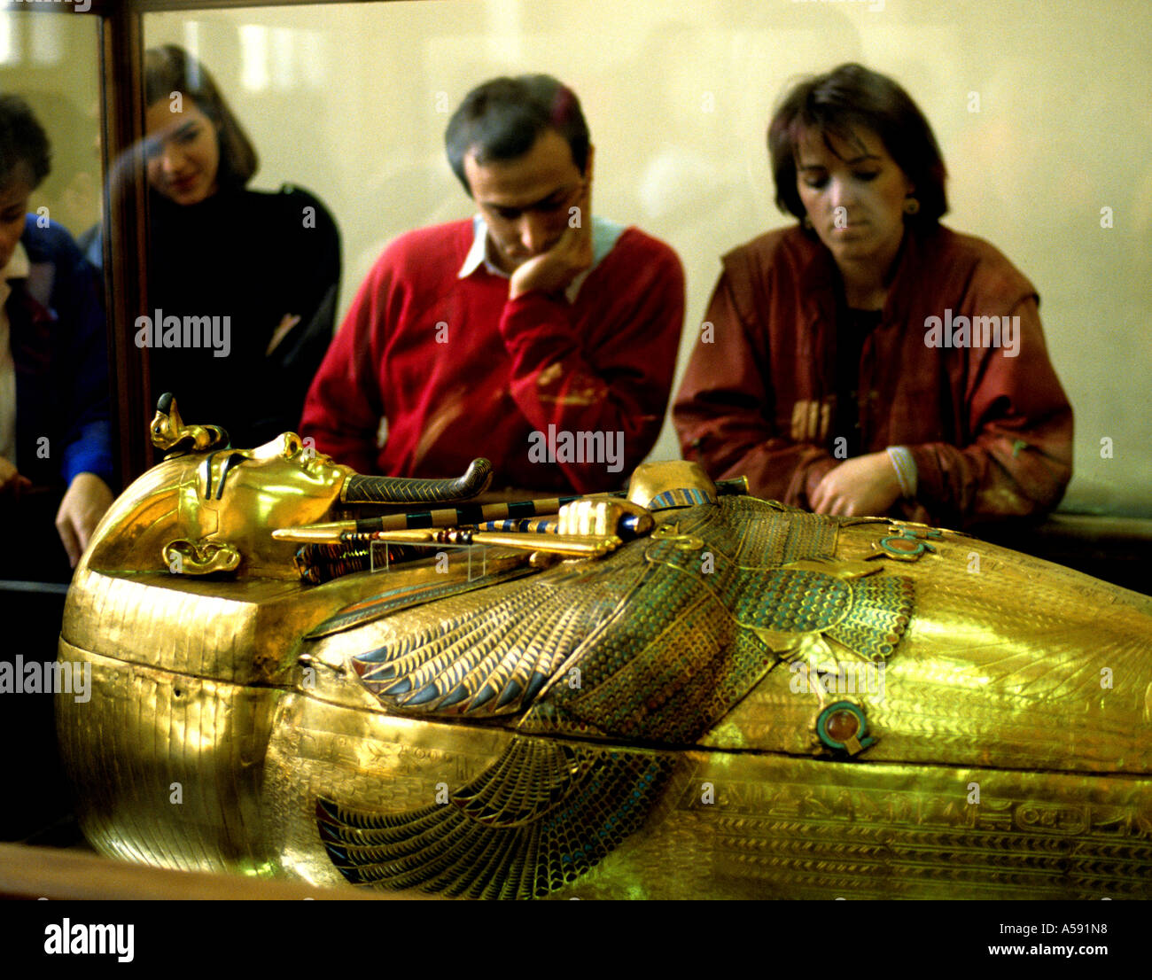TUTANKHAMENS The golden funerary Tutankhamen Toetanchamon Tutankhamun  The golden funerary Egyptian Museum Cairo Stock Photo