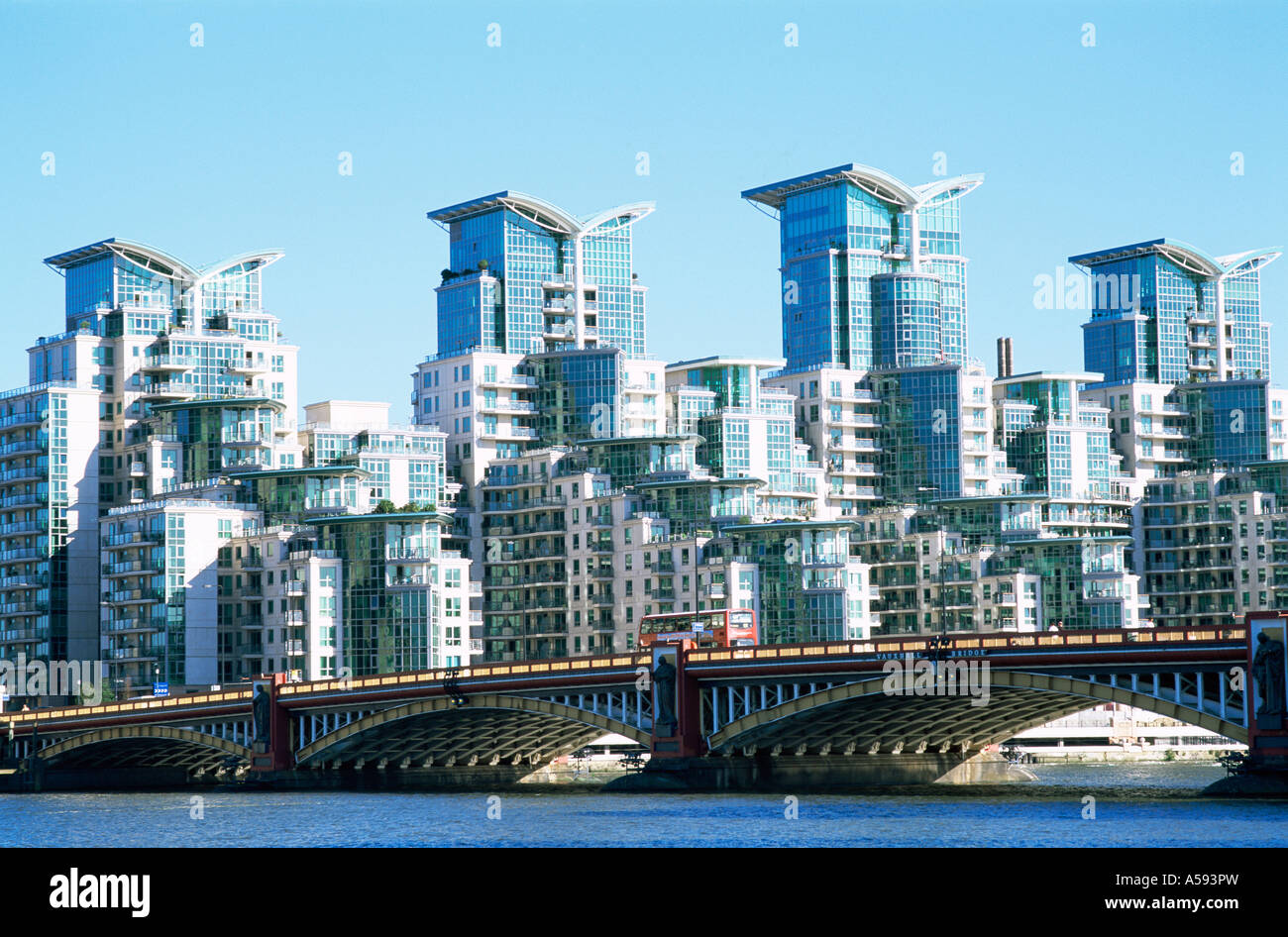 England, London, Vauxhall, Albert Apartments Stock Photo Alamy