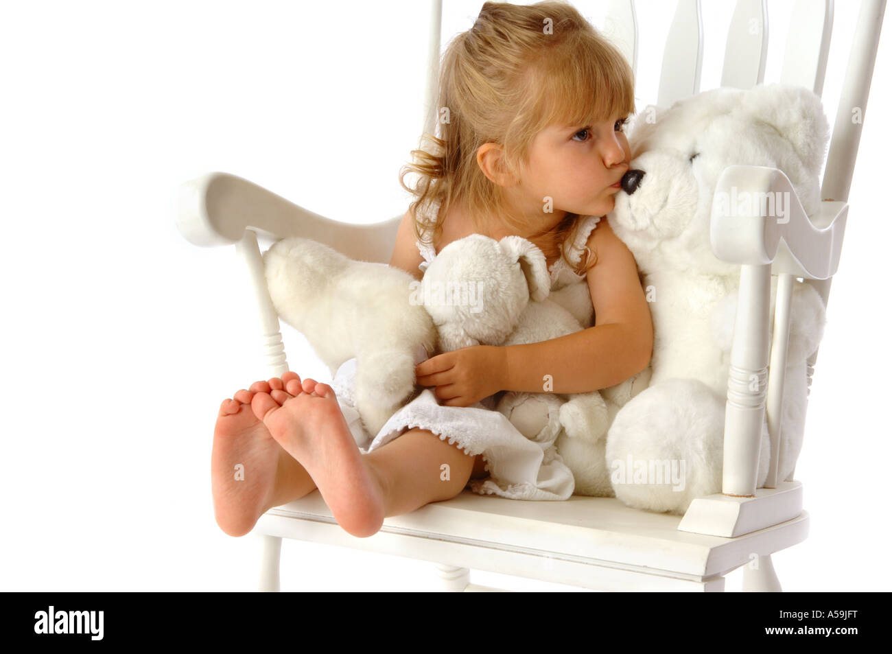 kissing teddy bear