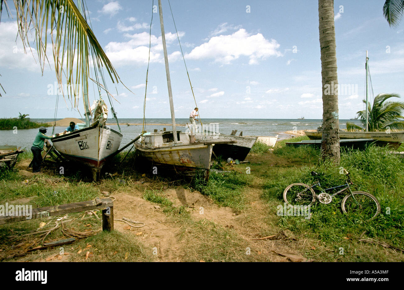 Belize fishing boats hires stock photography and images Alamy