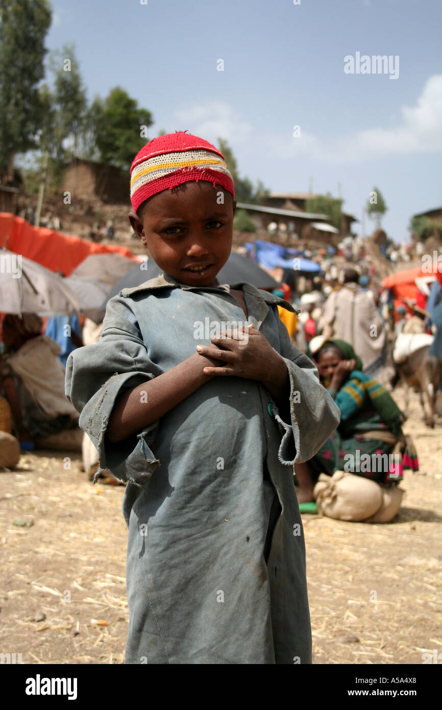 Lalibela, Ethiopia, Poor Little girl in the Market Stock Photo - Alamy