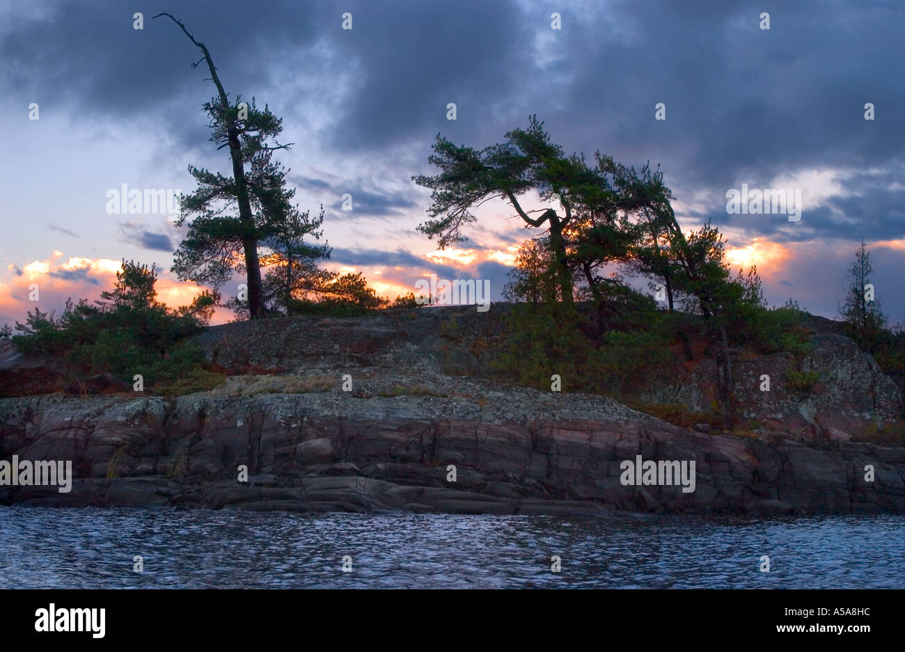 Georgian bay landscape rugged rocky hi-res stock photography and images ...