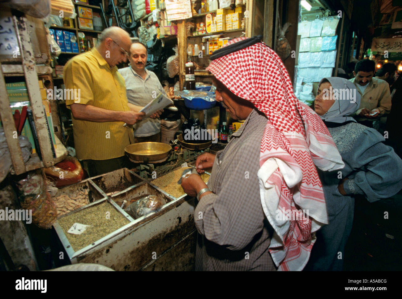 Damascus Syria Shops High Resolution Stock Photography and Images Alamy