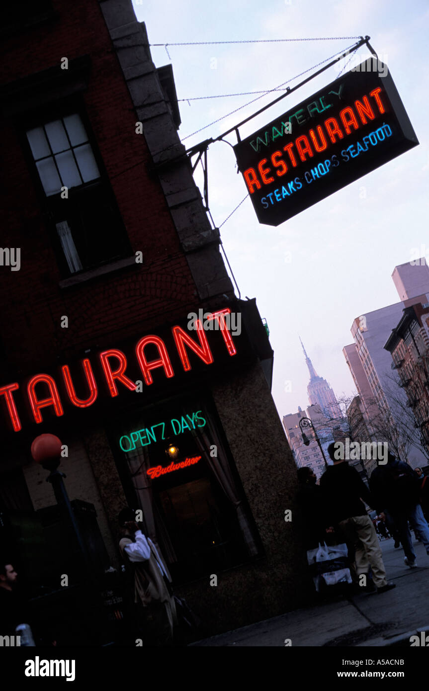NYC restaurant & Empire State building Stock Photo