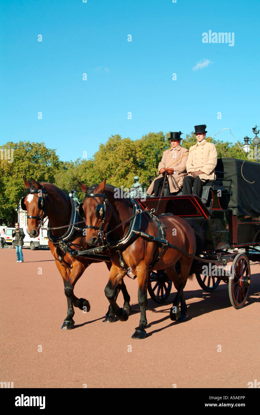 The Royal Mail coach delivering to Buckingham Palace London Stock Photo