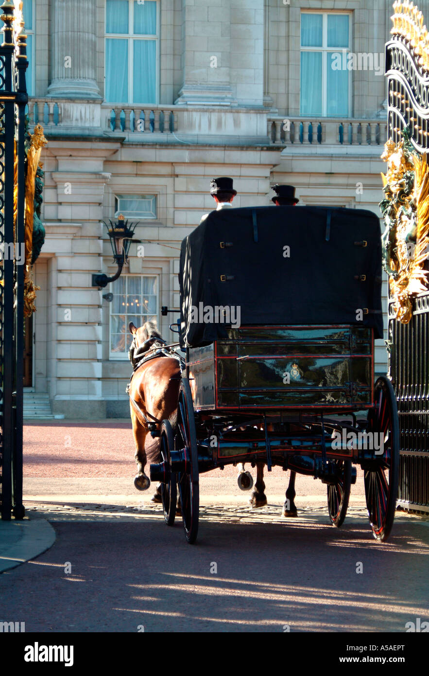The Royal Mail coach delivering to Buckingham Palace London Stock Photo