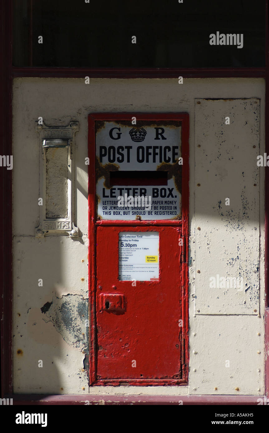 V Post Box in Hastings Sussex Stock Photo Alamy