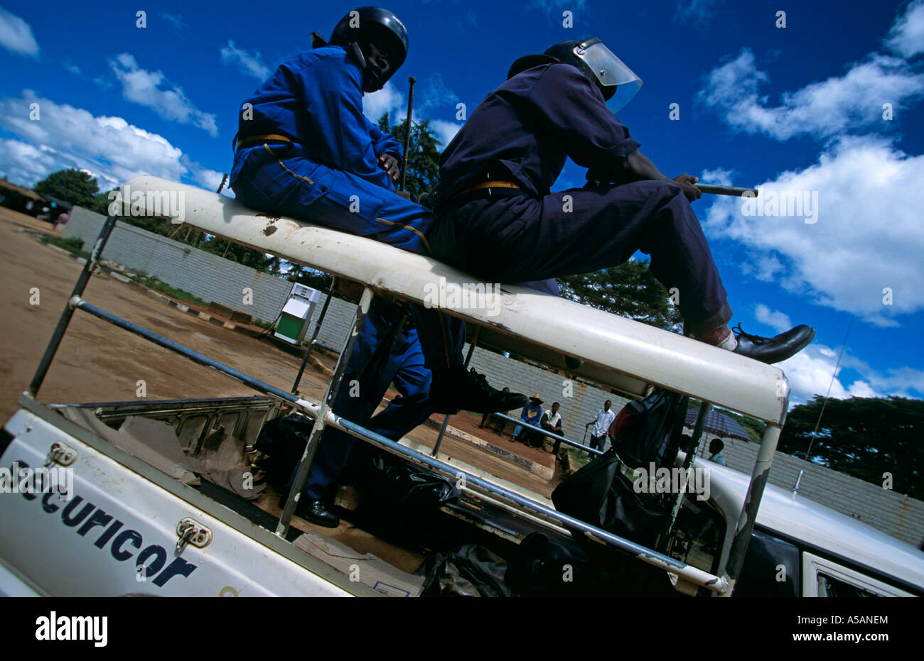 African police car jeep hi-res stock photography and images - Alamy