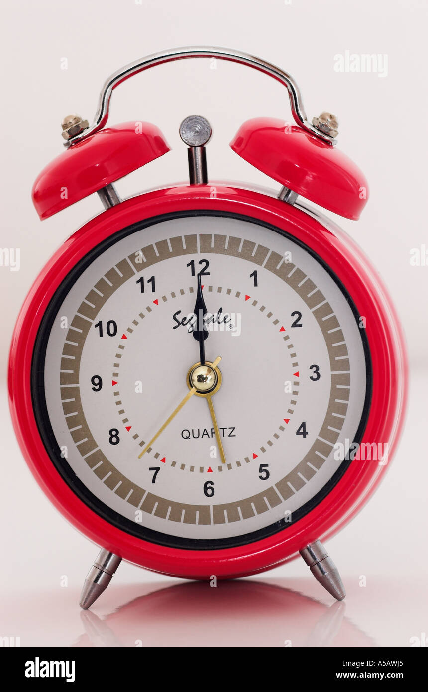 Alarm Clock Showing Twelve O Clock Stock Photo Alamy alarm-clock-showing-twelve-o-clock-stock-photo-alamy