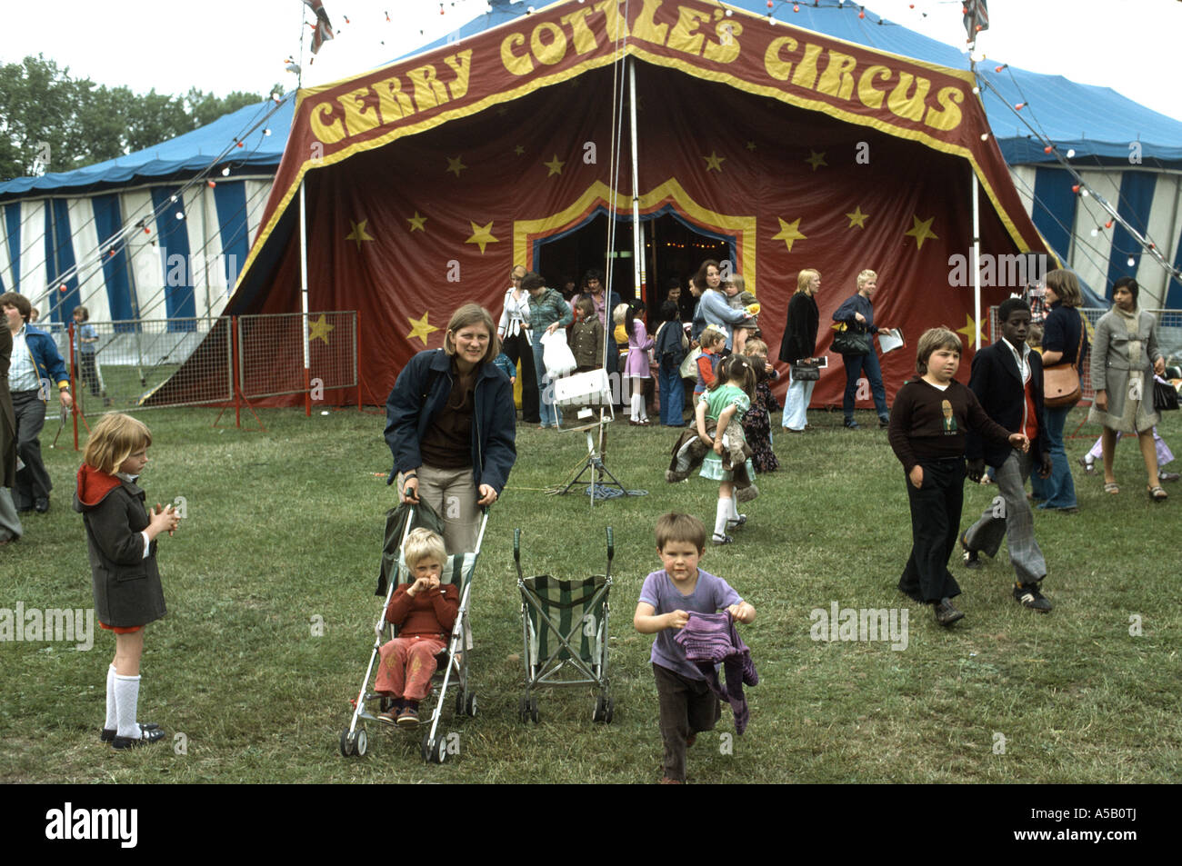 70s tent hires stock photography and images Alamy