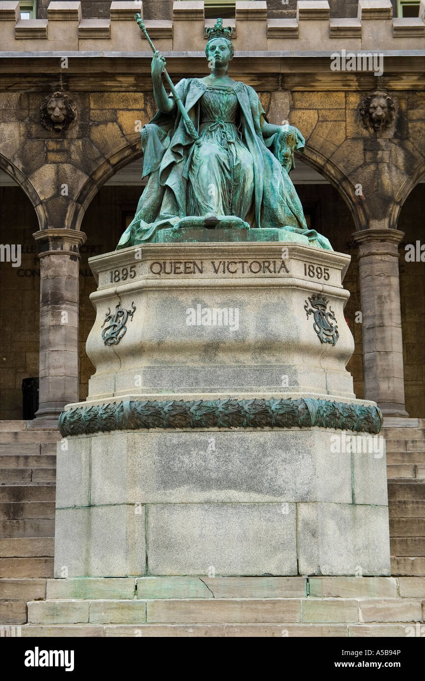 Queen Victoria statue in Montreal Canada Stock Photo Alamy