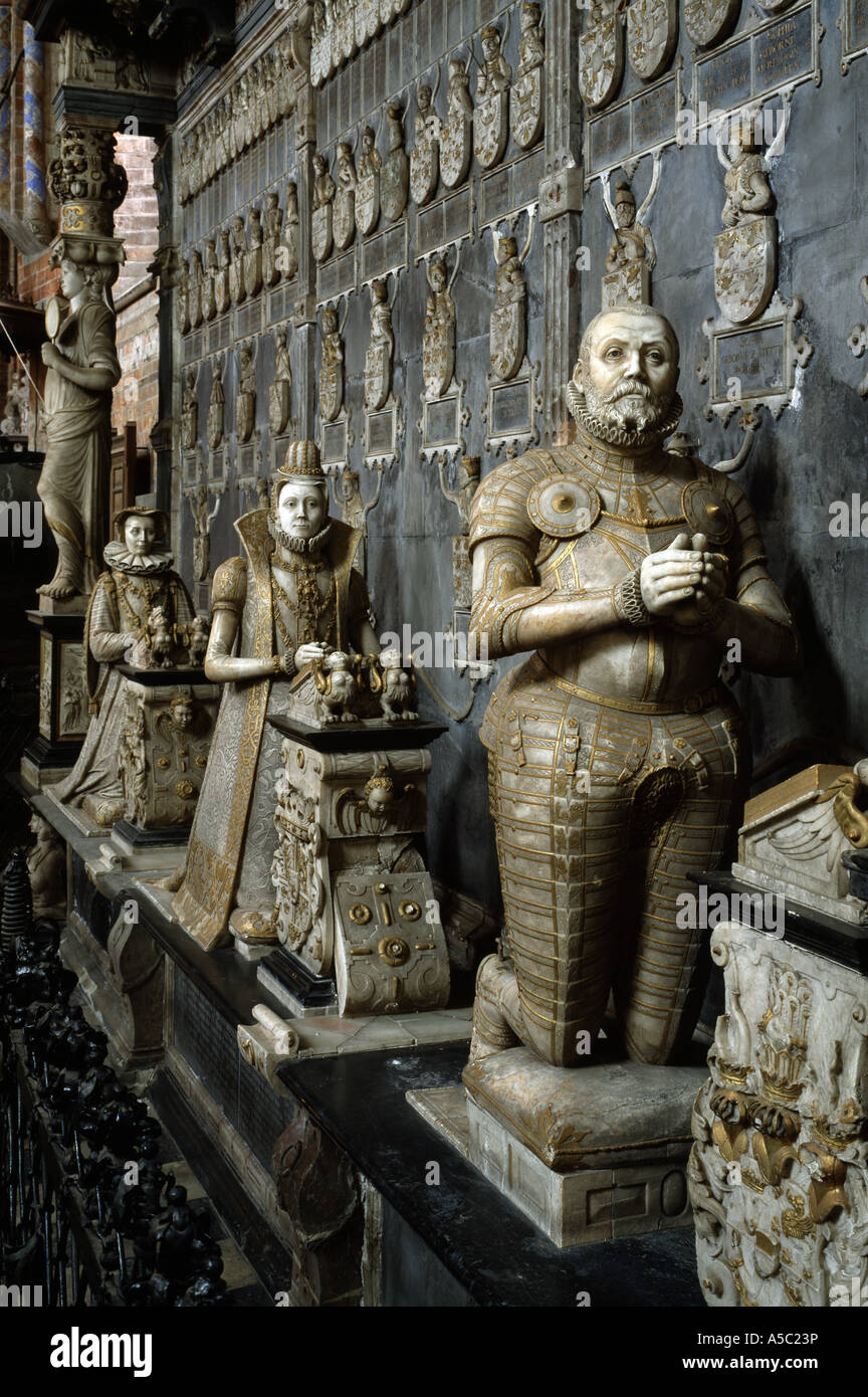 Güstrow, Dom, Wandgrab des Herzogs Ulrich III Stock Photo Alamy