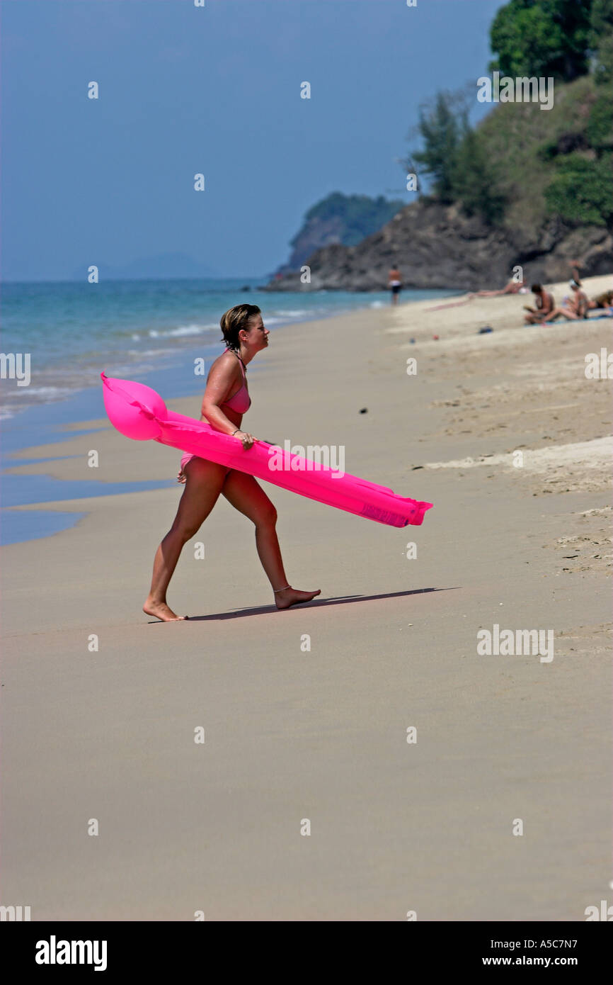 YANGSANJIN European and American bikini sexy big boobs gathered small  breasts three-point beach hot springs beach split swimsuit women :  : Fashion