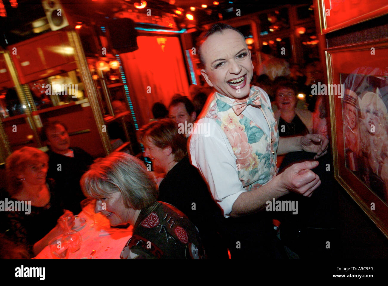 Fred waitresses before performing at the celebrated transvestite cabaret 'Chez Michou' Paris France Stock Photo