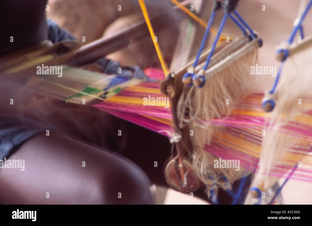 Photos and pictures of: Kente cloth weaving, Kumasi, Ashanti