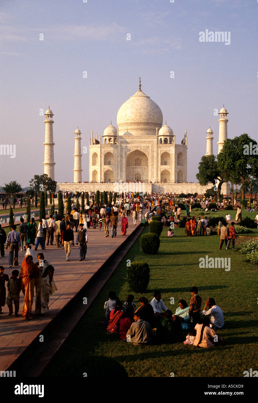Agra India Taj Mahal on Friday open free to public Stock Photo Alamy