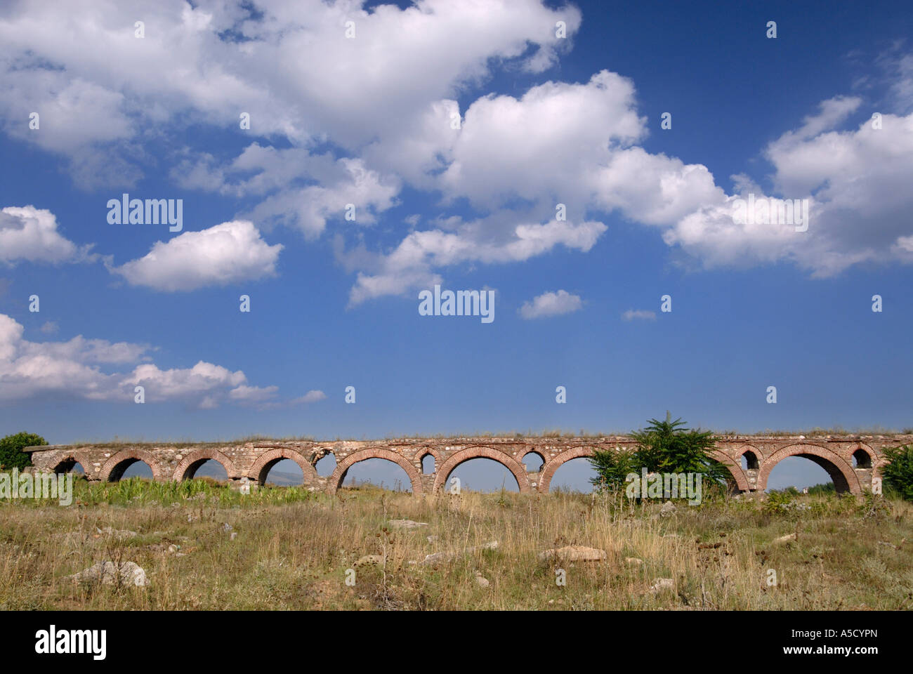 FYROM Republic of Macedonia. SKOPJE Roman (or Byzantine or Ottoman) 55 arched aqueduct, built of stone and bricks. Stock Photo