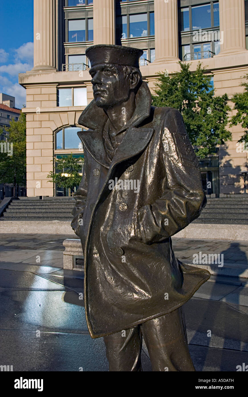 The lone sailor statue hires stock photography and images Alamy