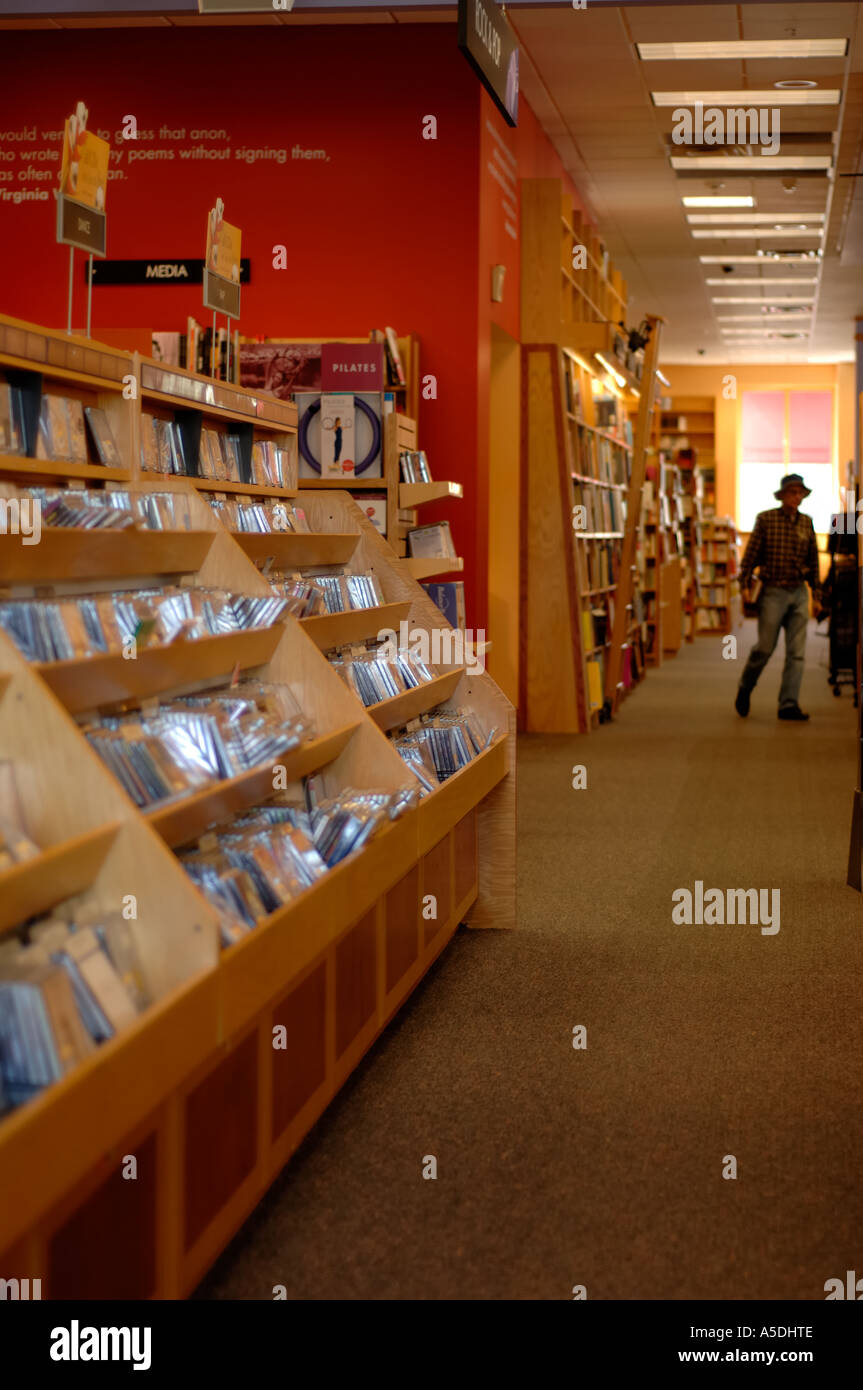 Dvd racks hi-res stock photography and images - Alamy
