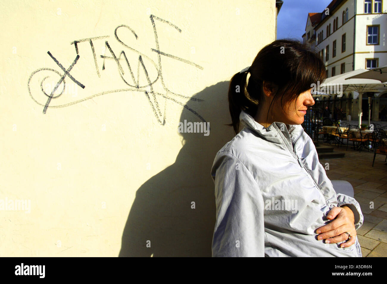 pregnant woman ecstasy drugs wall graffiti extase german germany