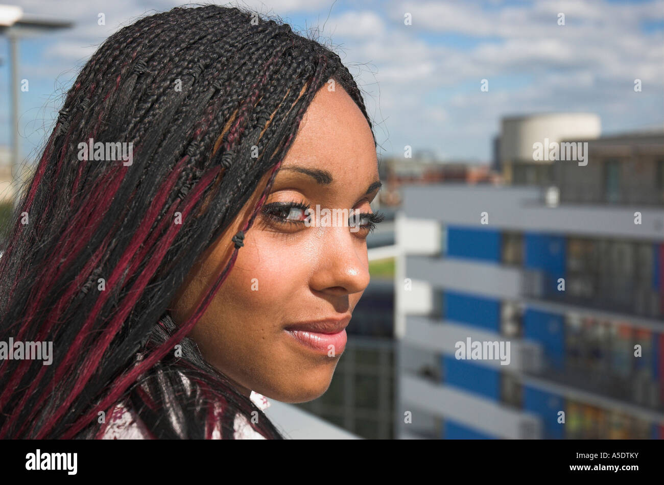 Mixed race young woman city hi-res stock photography and images - Alamy