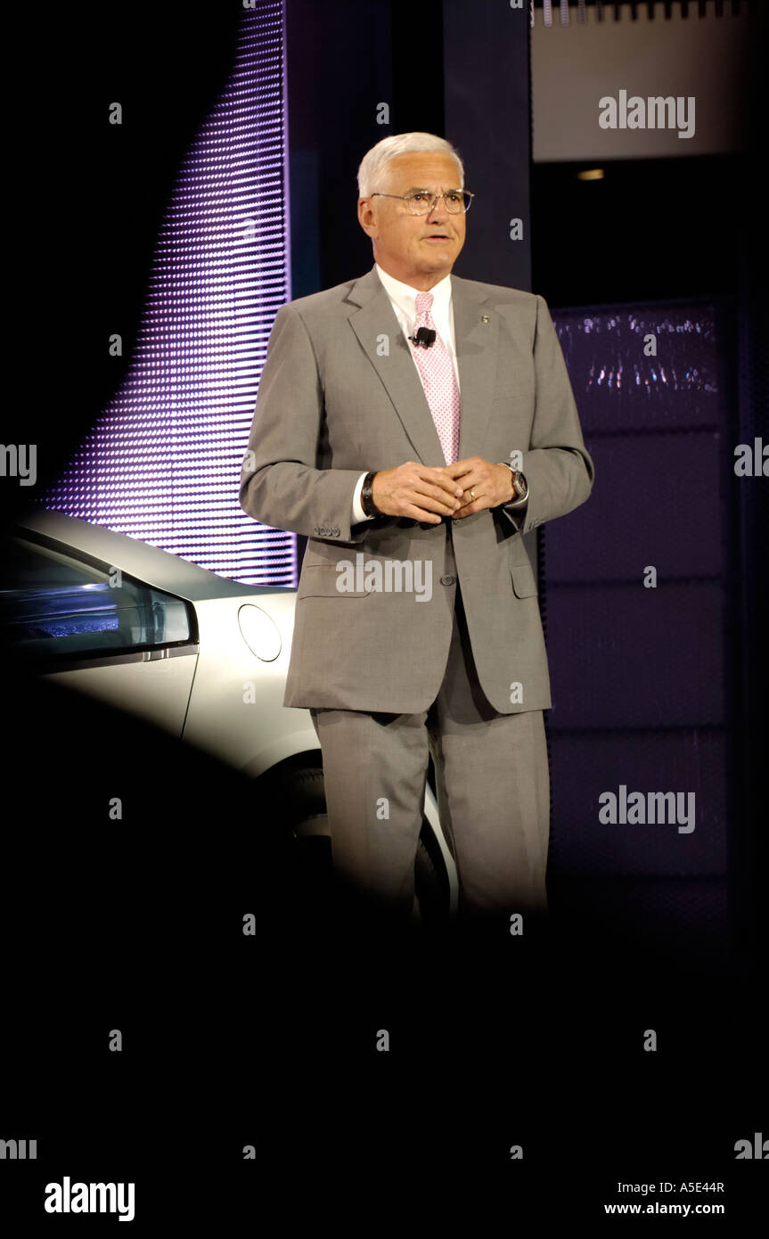 General Motors Vice Chairman Robert Lutz at the 2007 North American
