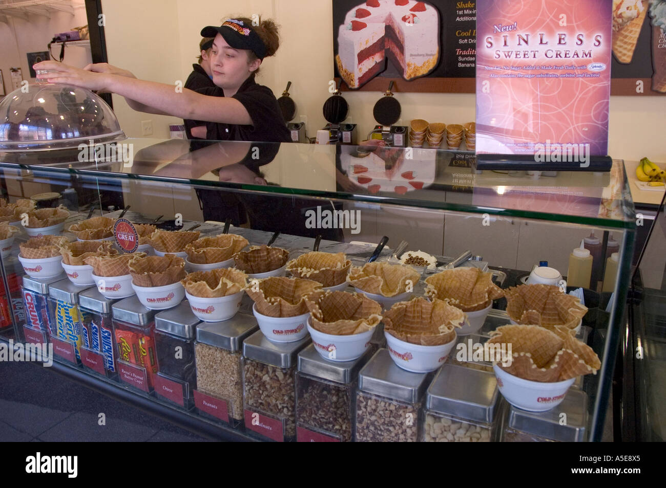 Cold Stone Creamery Employee Gathers Ingredients Mr Stock Photo Alamy