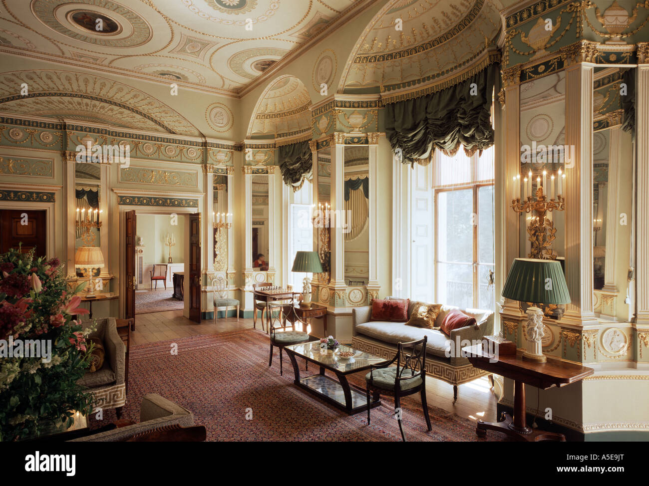 london-home-house-salon-music-room-im-heutigen-club-A5E9JT.jpg