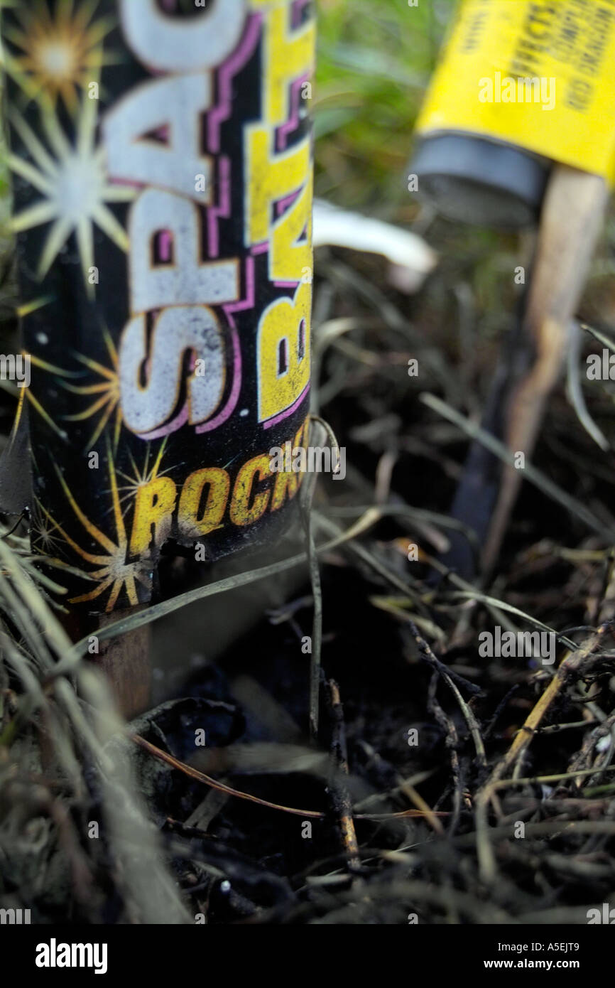 Dragon firework hi-res stock photography and images - Alamy