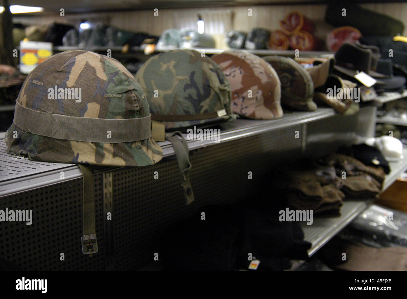 Army surplus helmet 2025