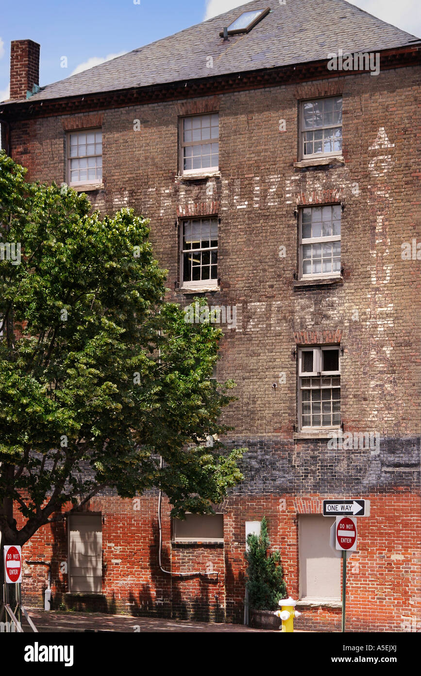 Period advertising painted on a brick building in Old Town Alexandria