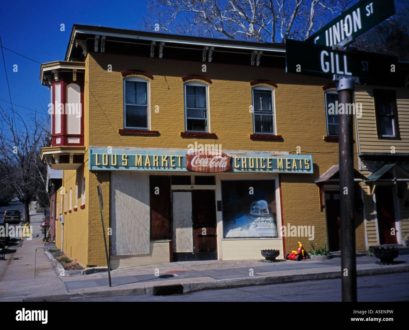 6+ Hundred Corner Store New York Royalty-Free Images, Stock Photos &  Pictures