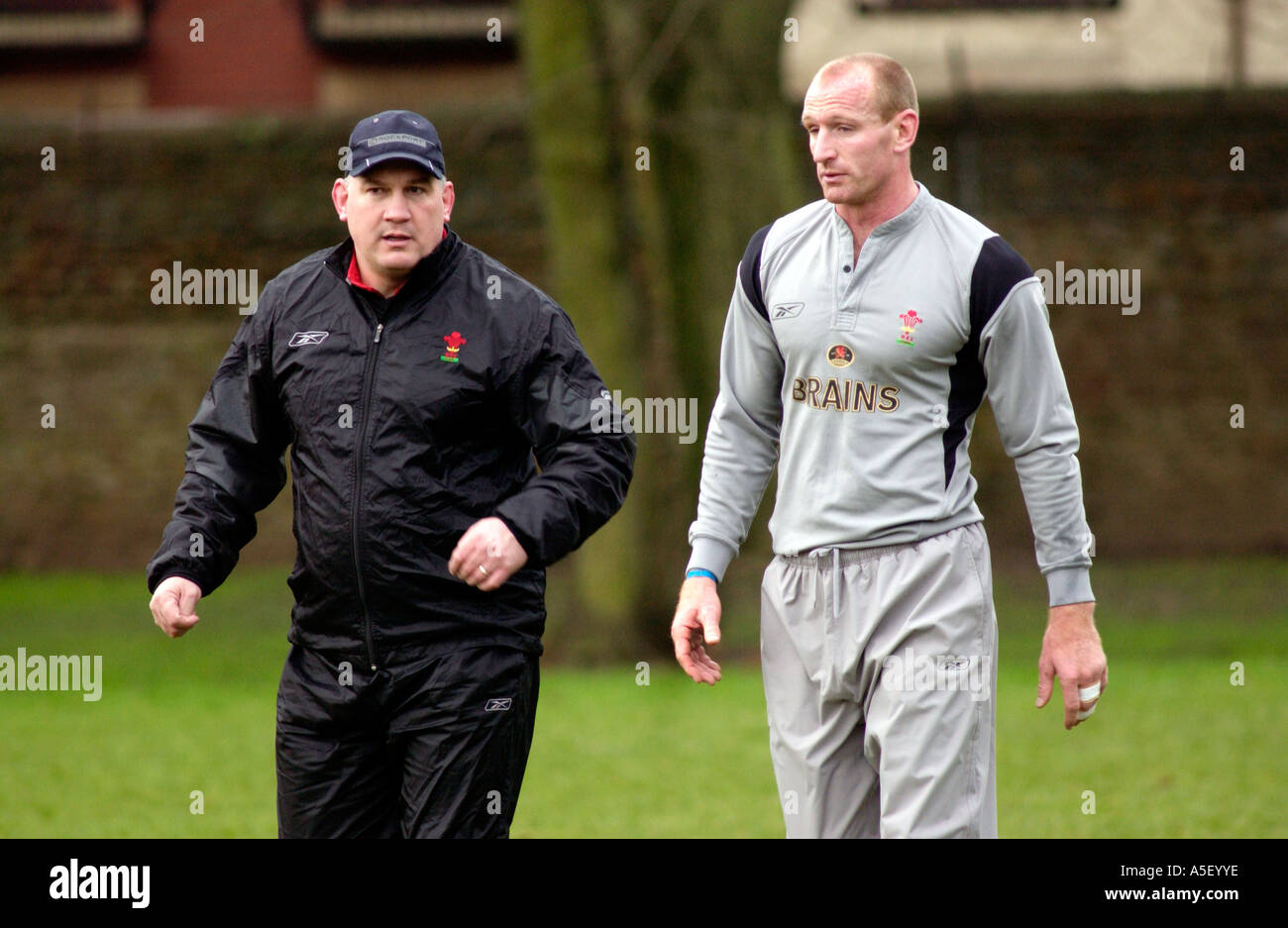 Wales rugby coach Mike Ruddock with team captain Gareth Thomas training session at Sophia Gardens Cardiff South Wales UK Stock Photo