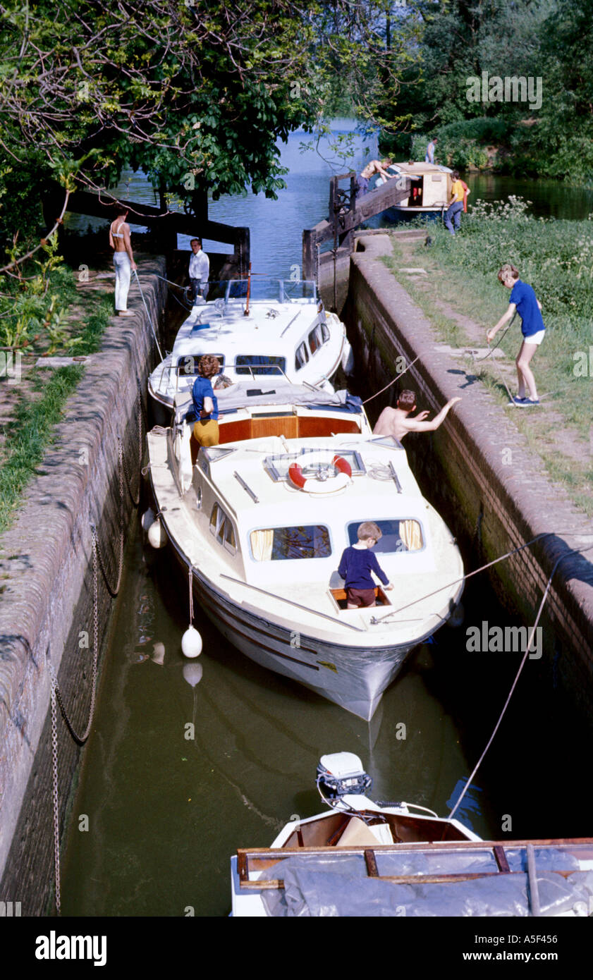 Boating on the River Ouse at a lock in 1970 Stock Photo