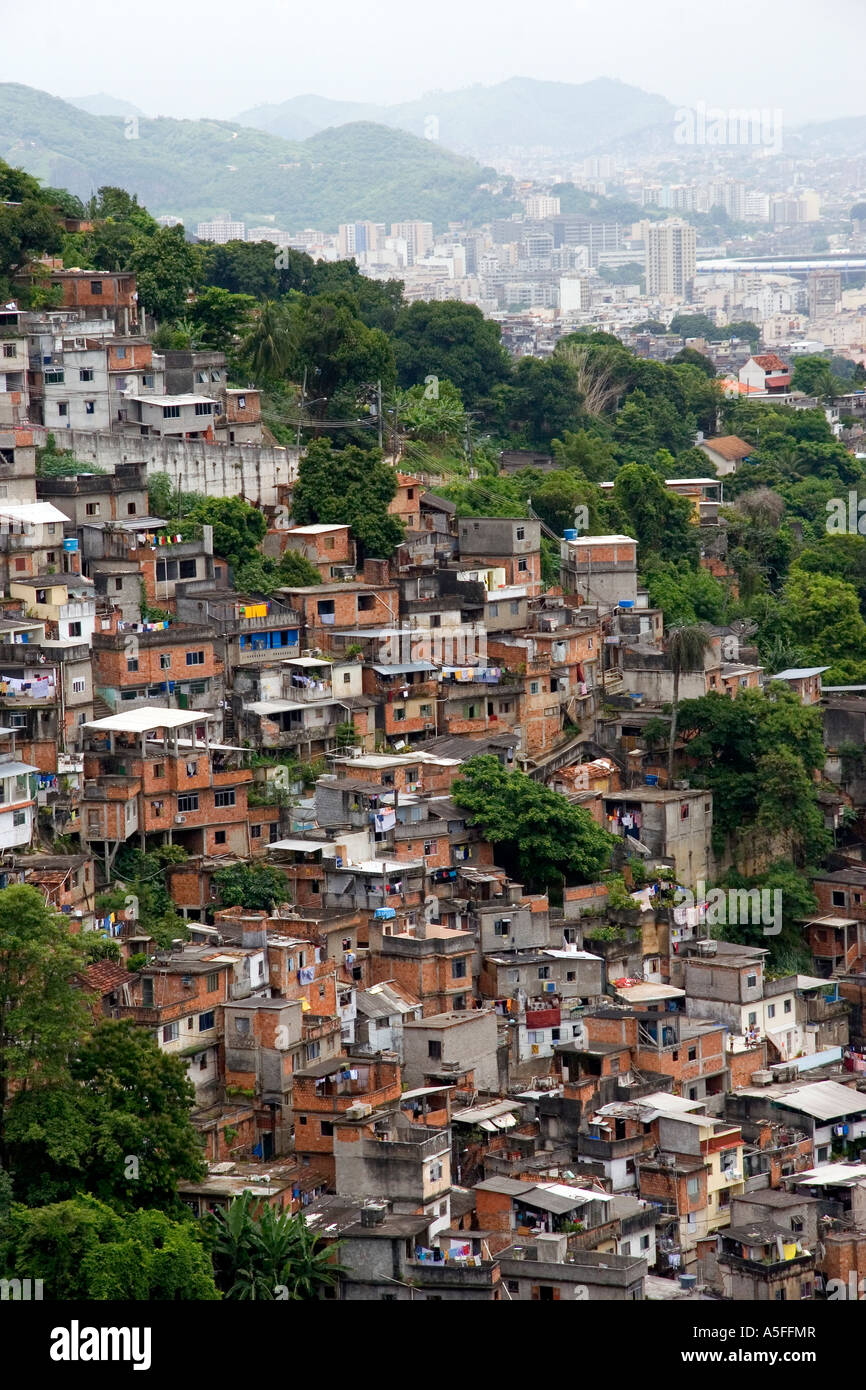 Hillside Favela In Rio De Janeiro Brazil These Slums Are Home To Thousands Of Poor People Squatting On The Public Land Stock Photo Alamy
