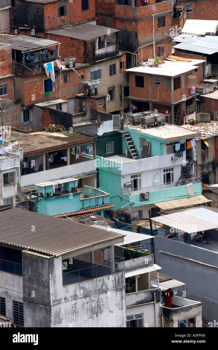 Hillside Favela In Rio De Janeiro Brazil These Slums Are Home To Thousands Of Poor People Squatting On Public Land Stock Photo Alamy Hillside Favela In Rio De Janeiro Brazil These Slums Are Home To Thousands Of Poor People Squatting On Public Land Stock Photo Alamy