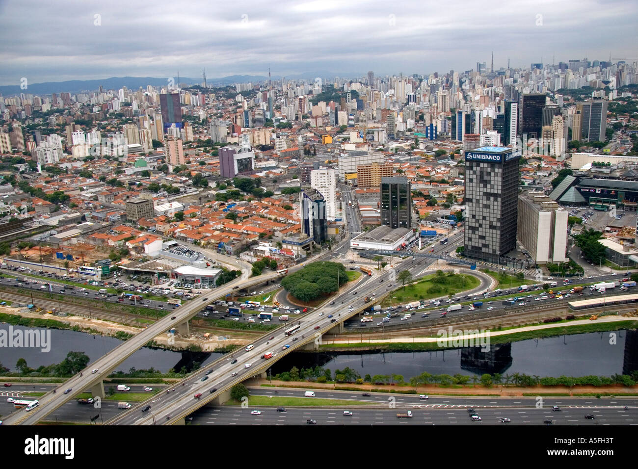 Carte Postale – São Paulo – Vue Aérienne De La Ville – Brésil – APCP2-0087