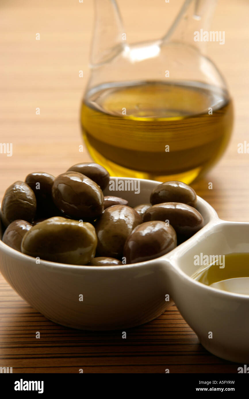 Olives And Olive Oil Still Life Stock Photo Alamy Olives And Olive Oil Still Life Stock Photo Alamy