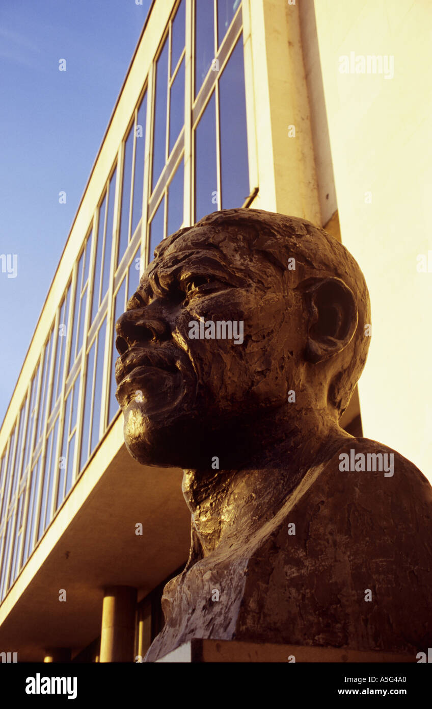 Nelson Mandela statue Southbank London UK Stock Photo Alamy