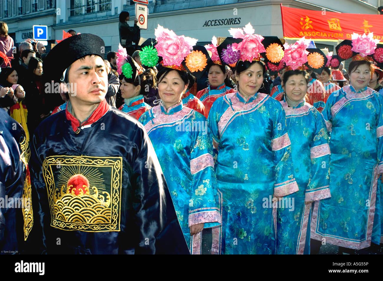 who participates in chinese new year
