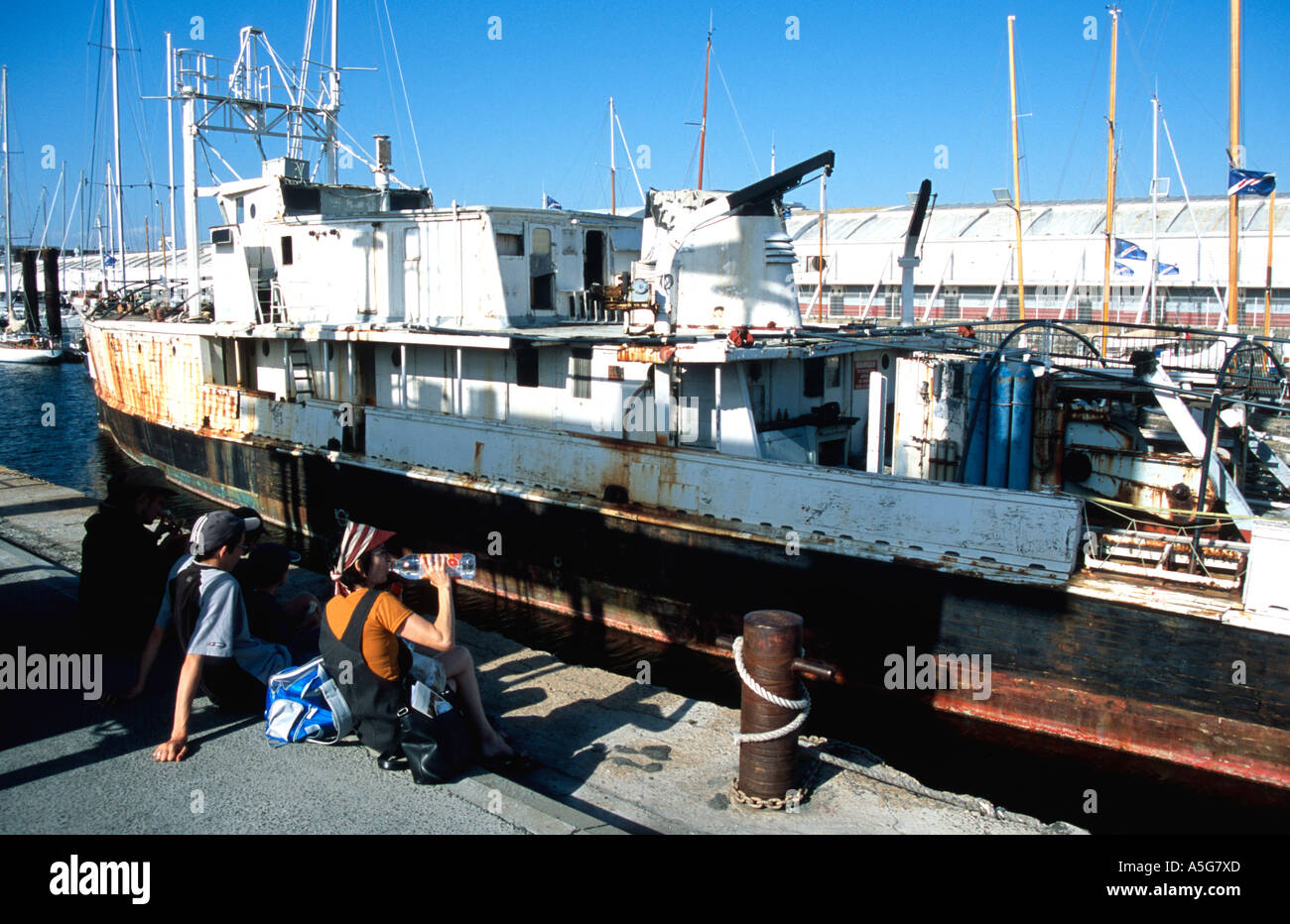 Jacques cousteaus calypso hi-res stock photography and images - Alamy